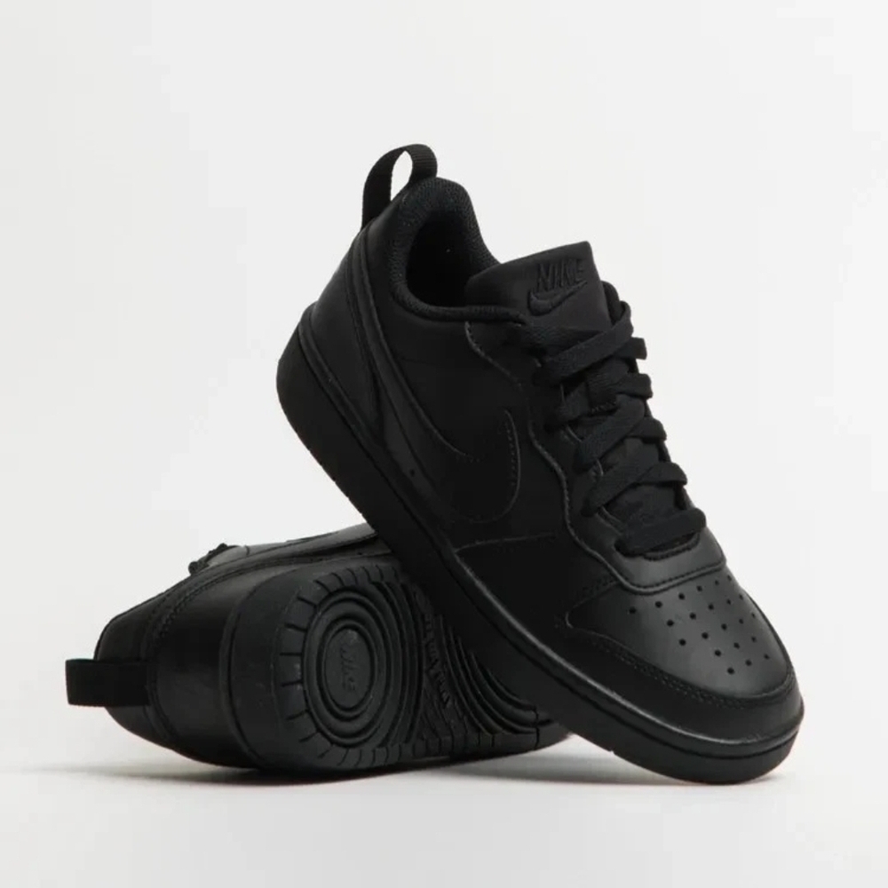 Nike Men's Black Sneakers